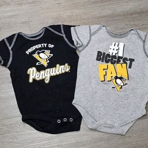 2 Pitsburg Penguins Hockey NHL Onsies Shirts Size 12 Months